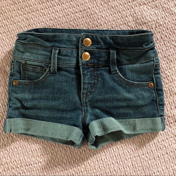 Girls shorts size XS - Picture 4 of 7